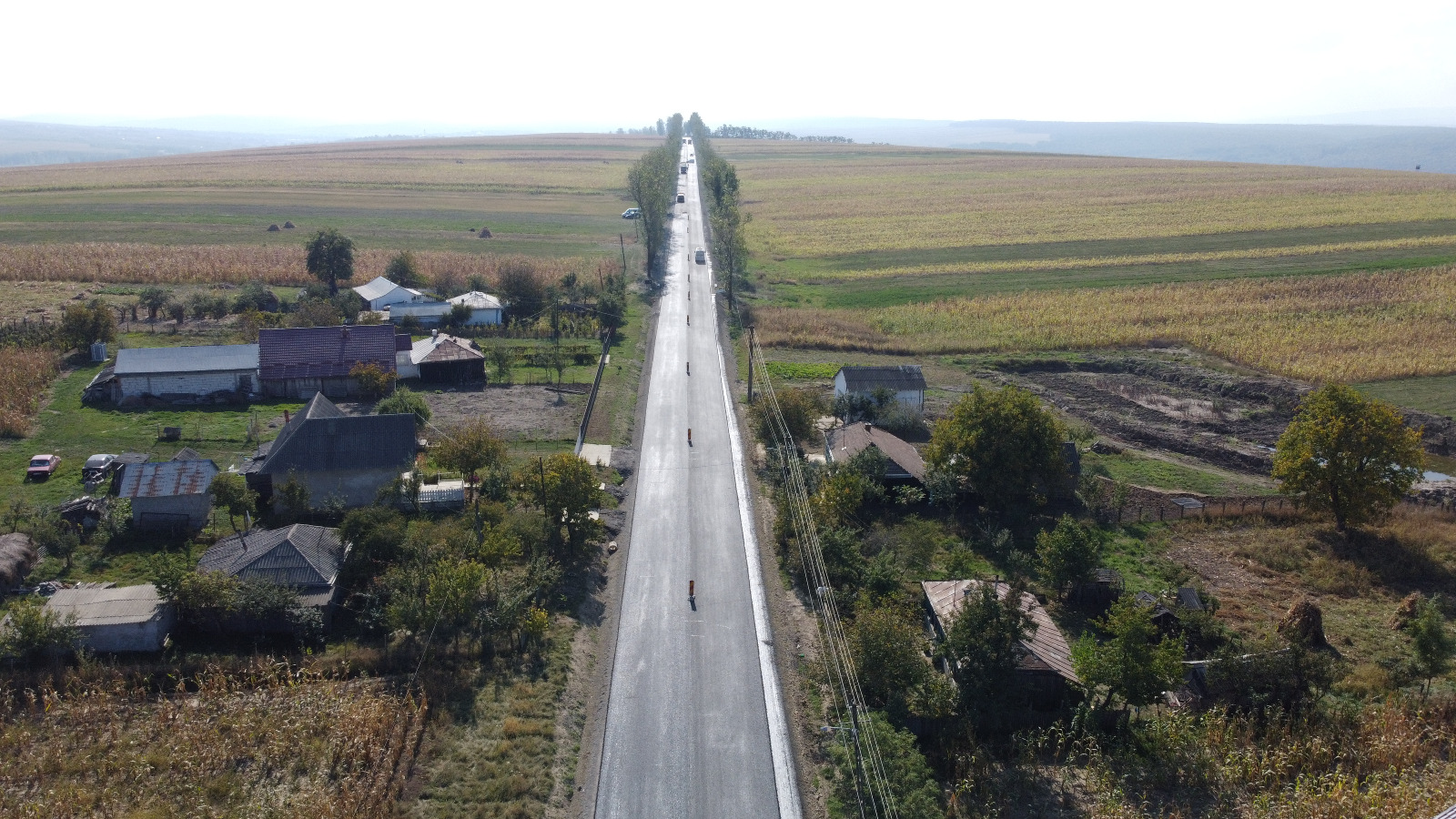 Asfalt pe “drumul strategic” / GALERIE FOTO Stiri din Botosani