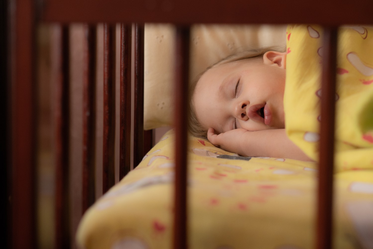 When Can I Let My Baby Sleep Alone? Being The Parent