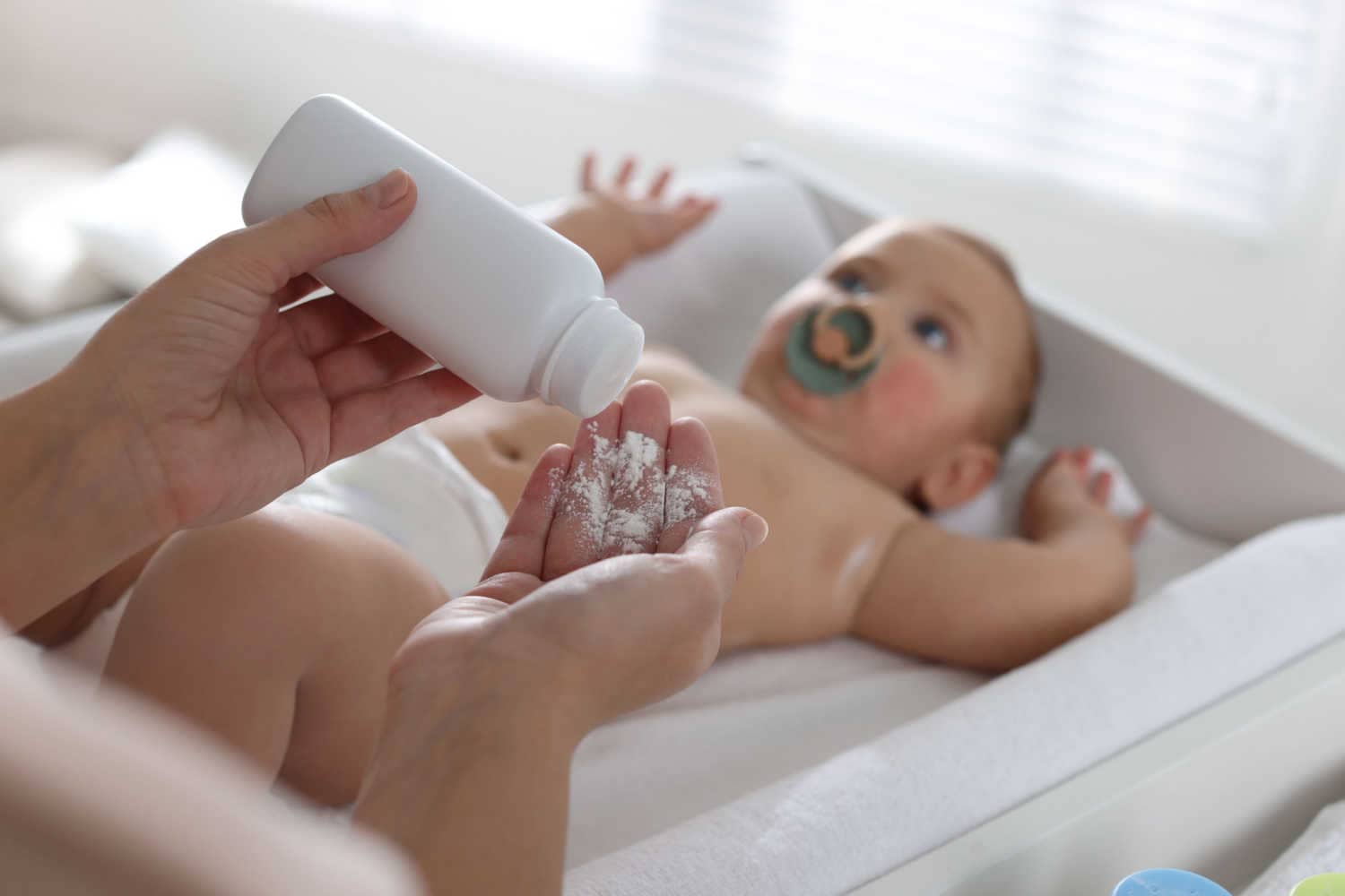 Is Using Baby Powder Safe For Babies? Being The Parent