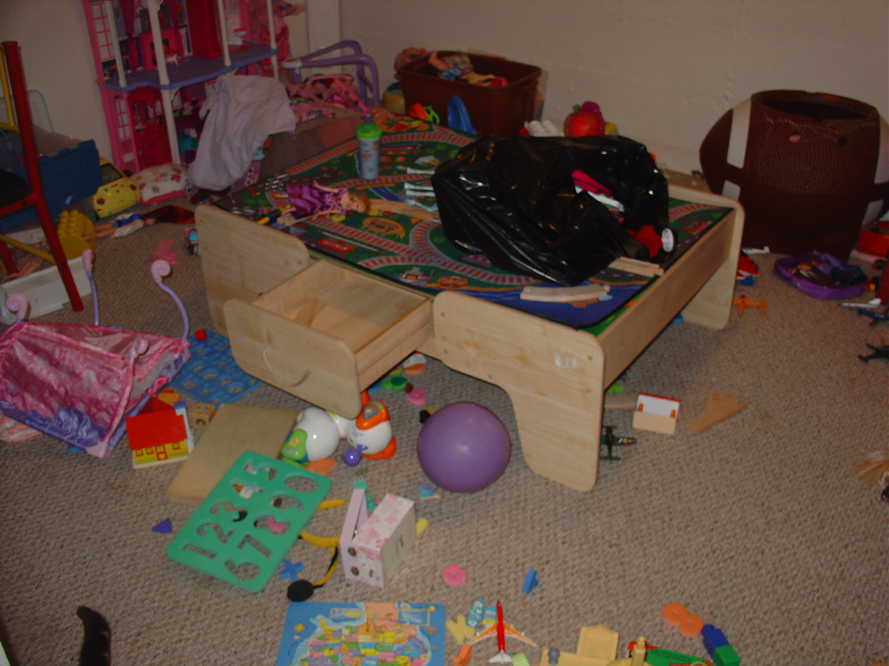 Why do we think kids need so many toys? I am DONE! Random Thoughts