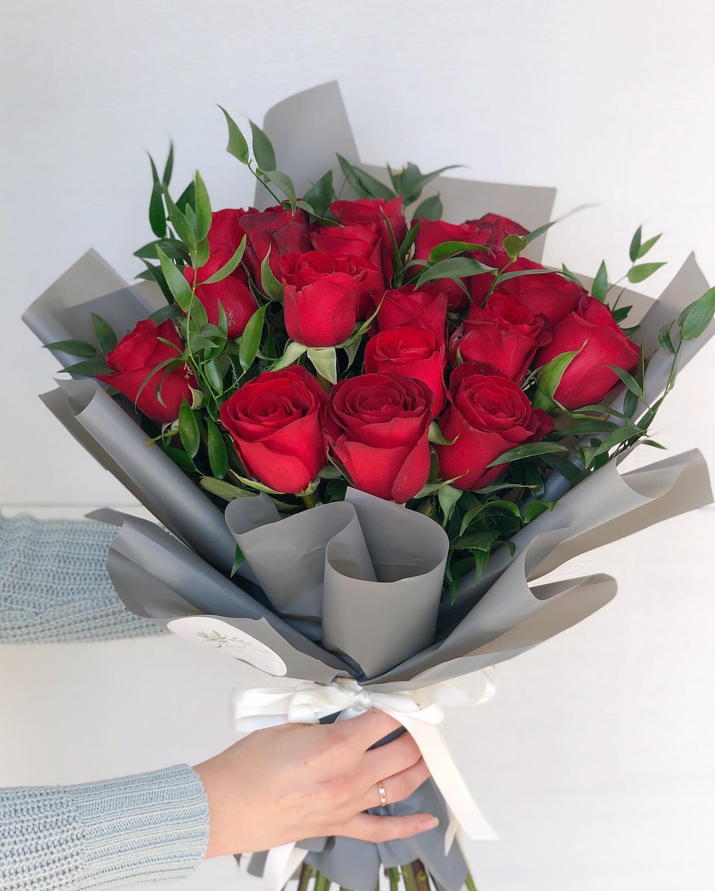 Берн Bucharest Flowers