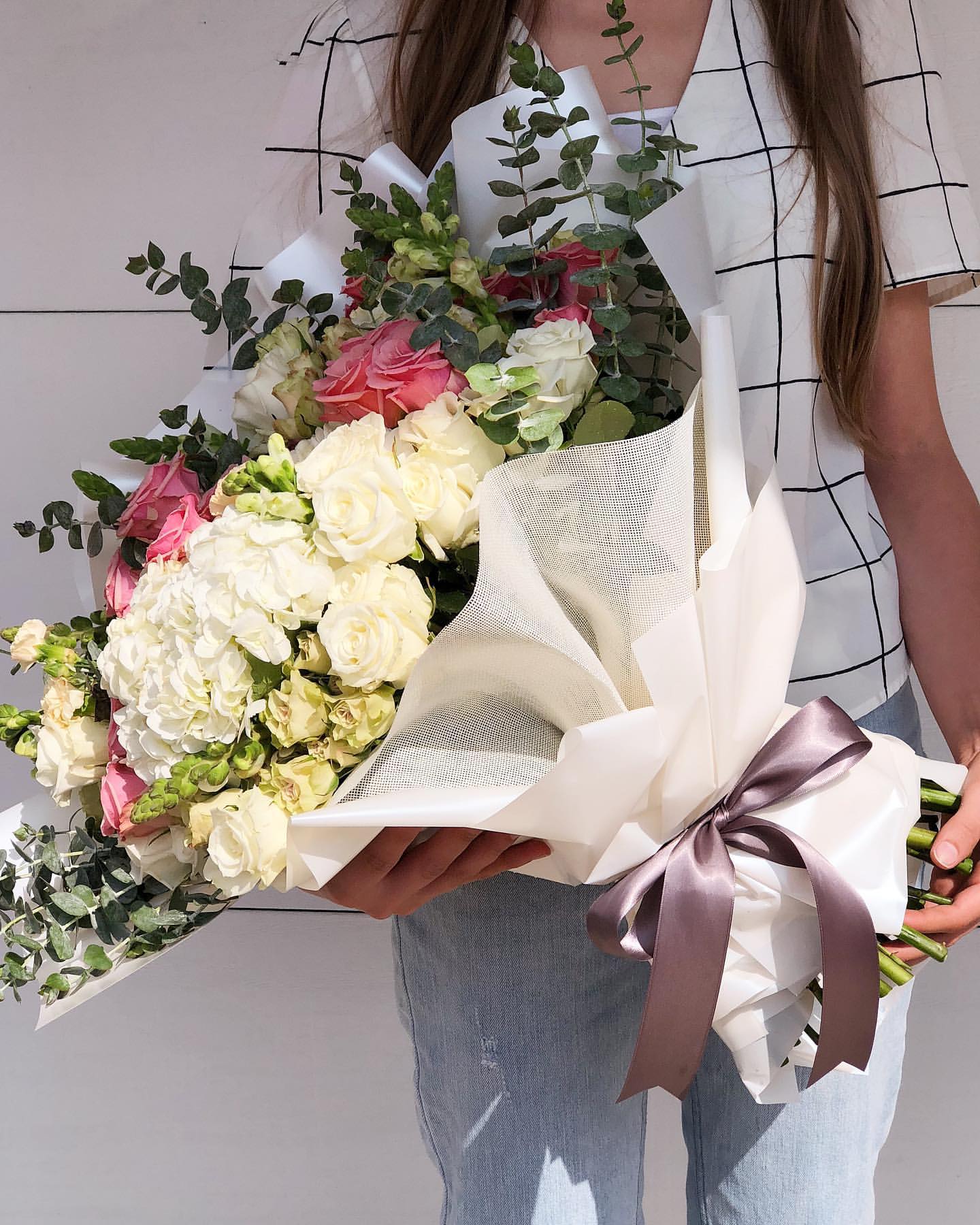 Ричен Bucharest Flowers