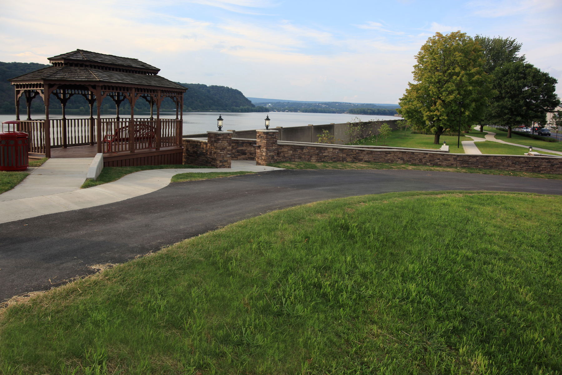 Riverfront Park Bank Stabilization, City of Sunbury, PA Buchart Horn