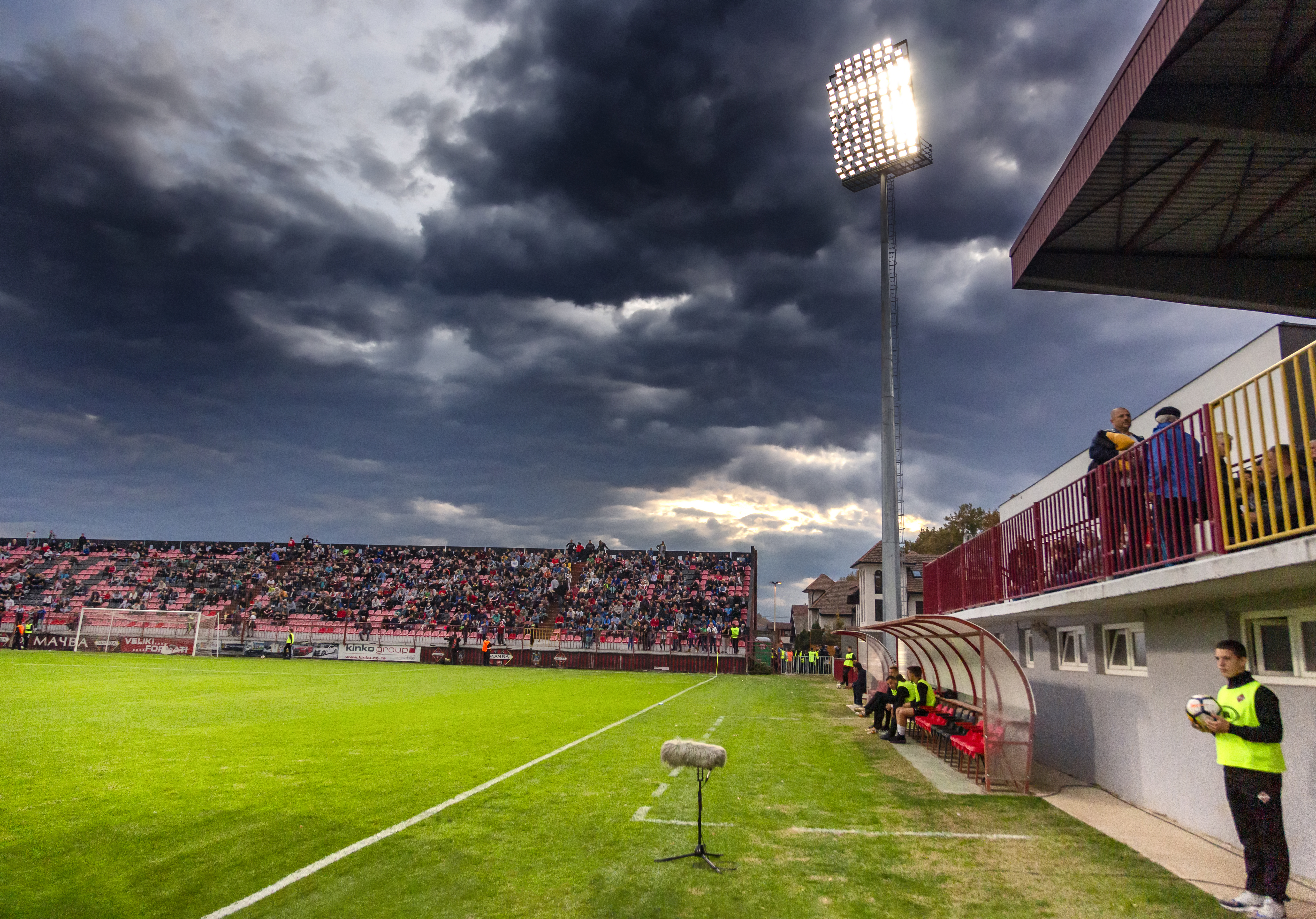 Fudbalski Stadion Macva Projekat Sportsko Led Osvetljenje Buck