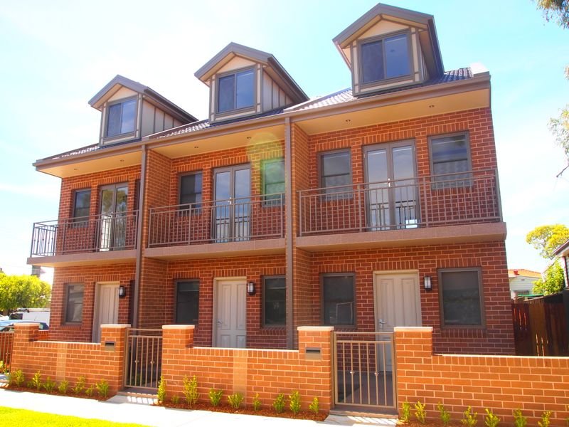 3/21 Albert Street, Granville NSW 2142 Townhouse For Rent 440 Domain