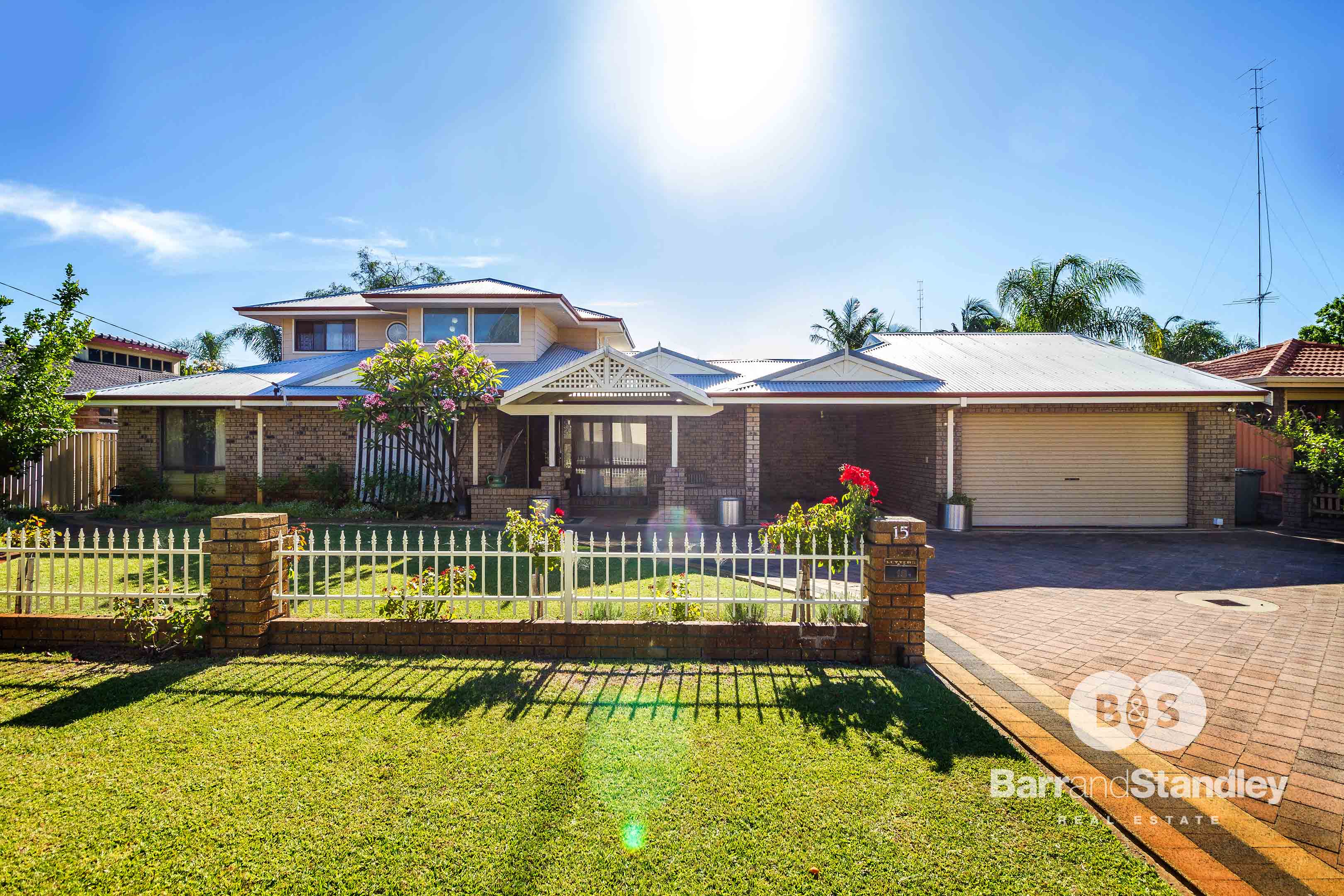 15 Hayward Place, Australind WA 6233 Domain