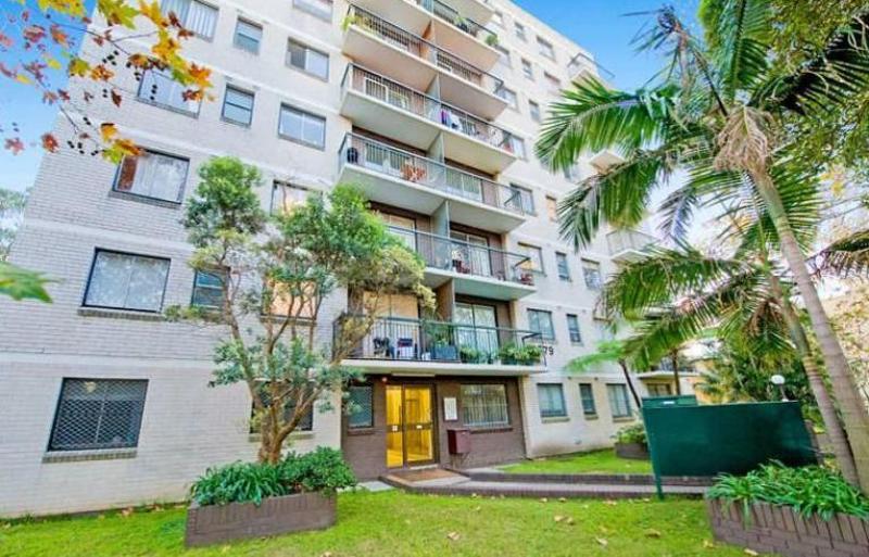 32/679 Bourke Street, Surry Hills NSW 2010 Apartment For Rent 500