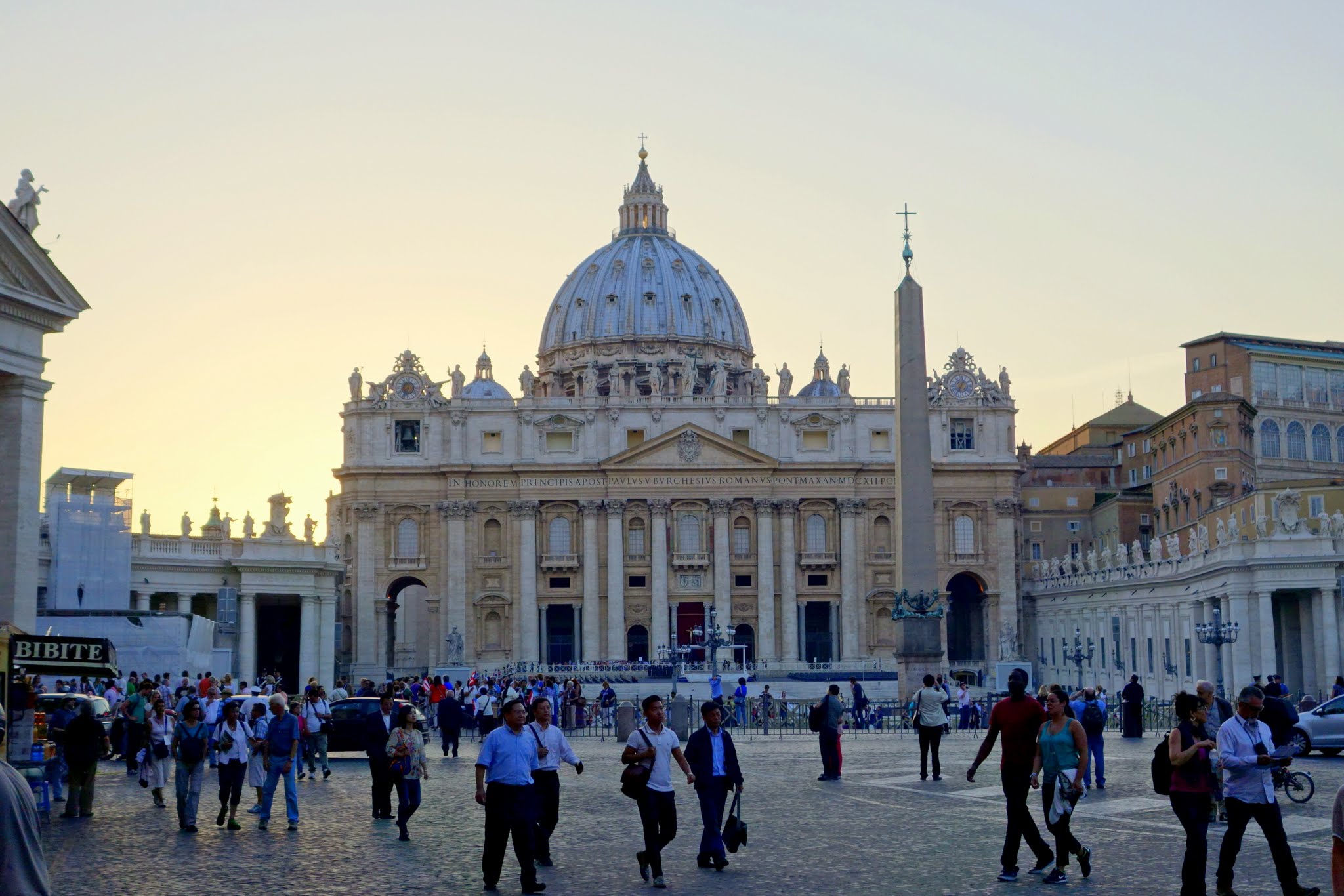 Rome and the Vatican (Gold Guides to Capital Cities of Europe)