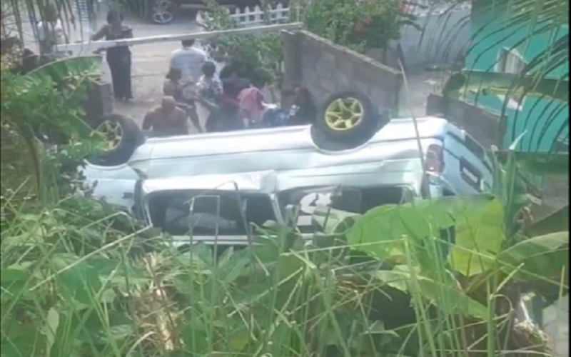 5 Clare Valley residents die in tragic, Sandy Bay, van accident