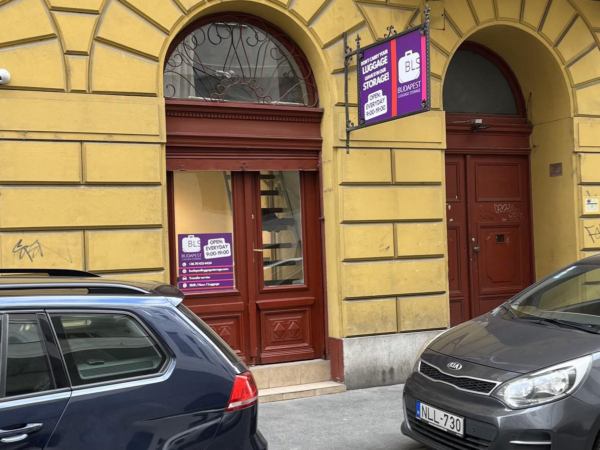 The 1 Luggage Storage in Budapest 6 storage in the center