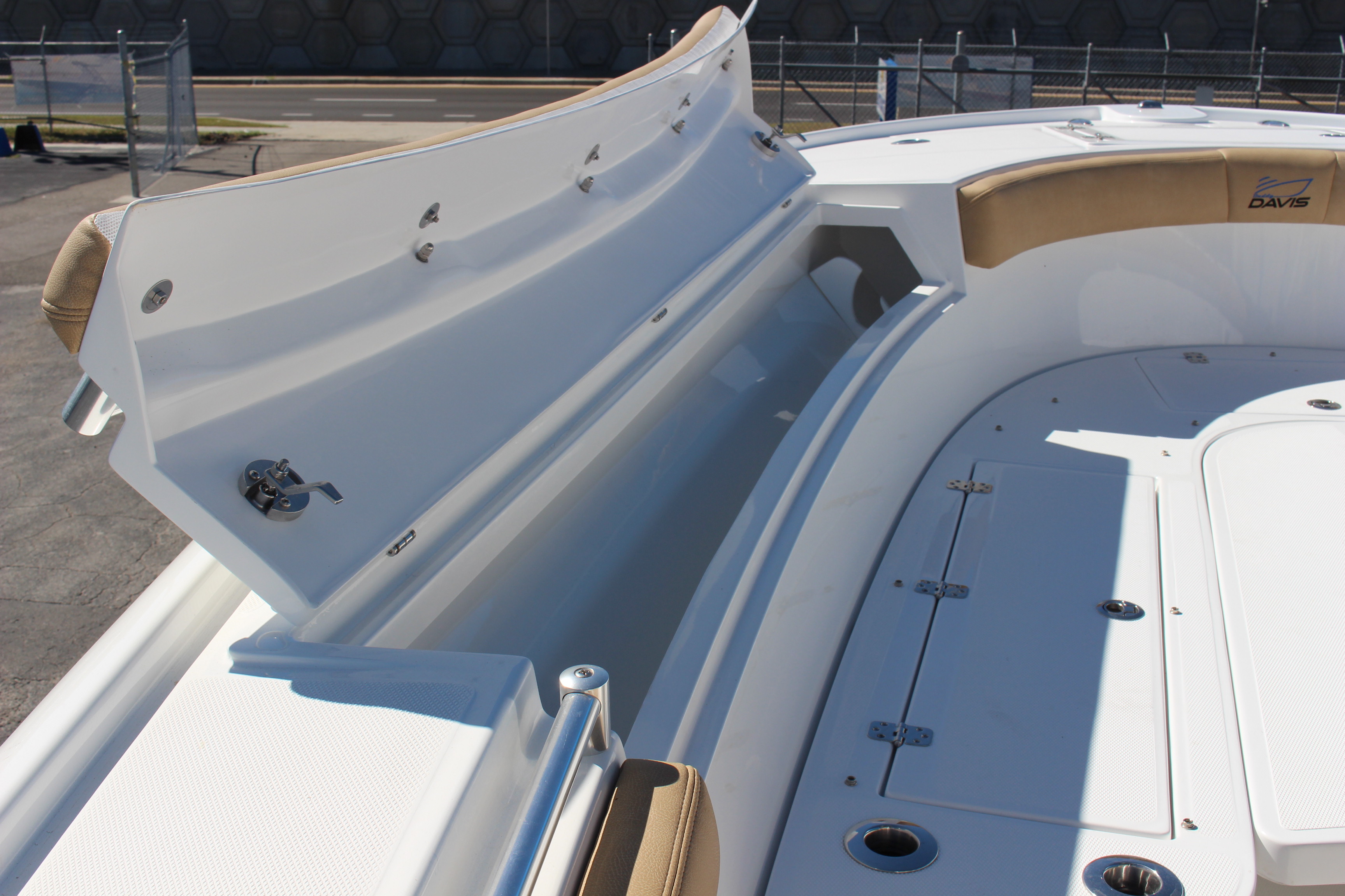 IMG_5948 Buddy Davis Yachts