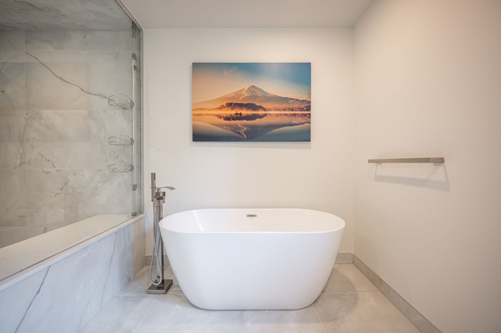 Oakville Bathroom Renovation Budget Reno