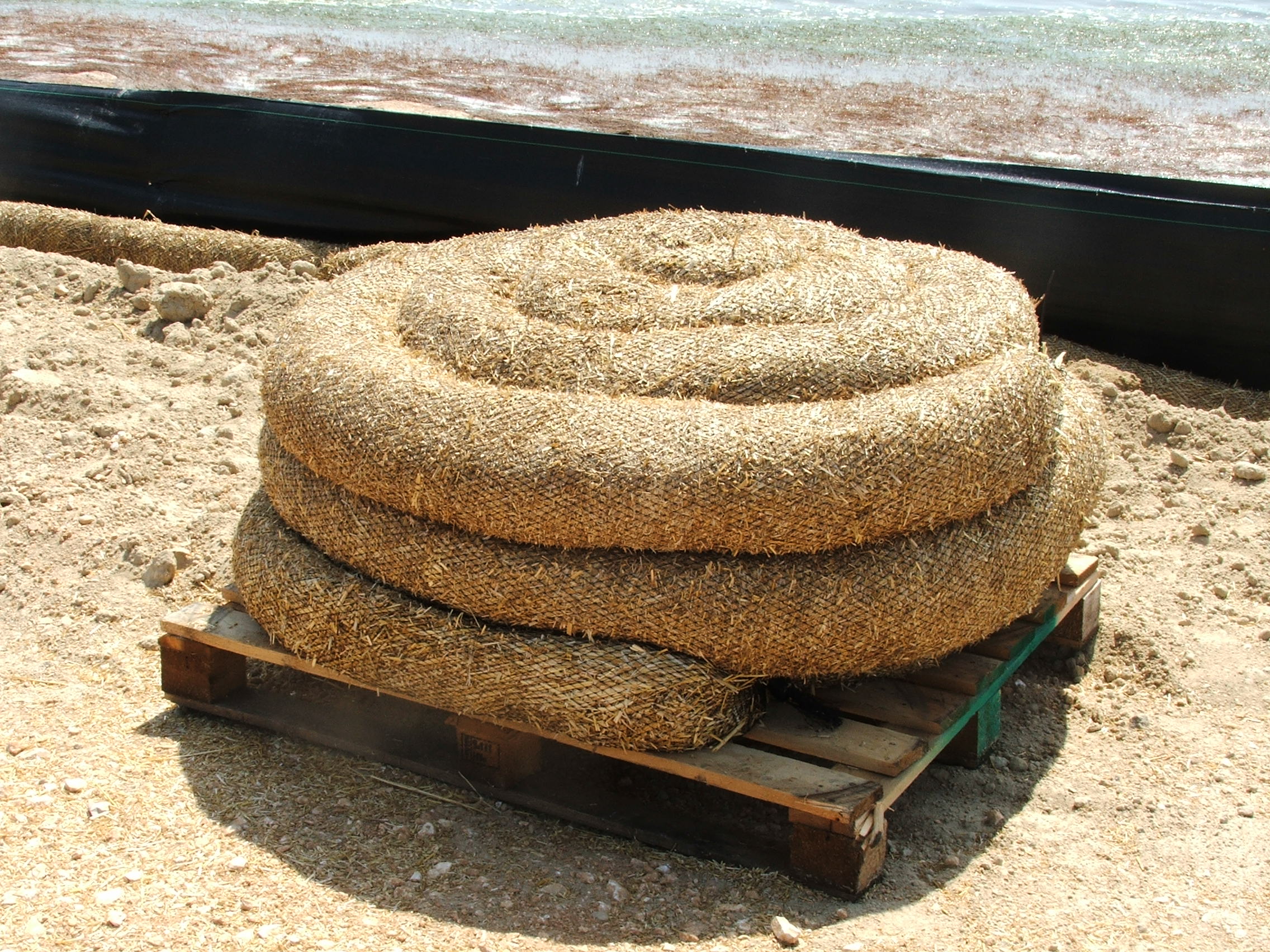 STRAW WATTLES (Sediment Logs) Buffel Grass Seed Company