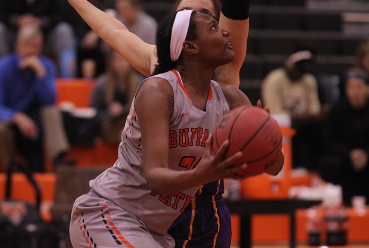 Women’s Basketball momentum halted by Geneseo, 6857 The Record