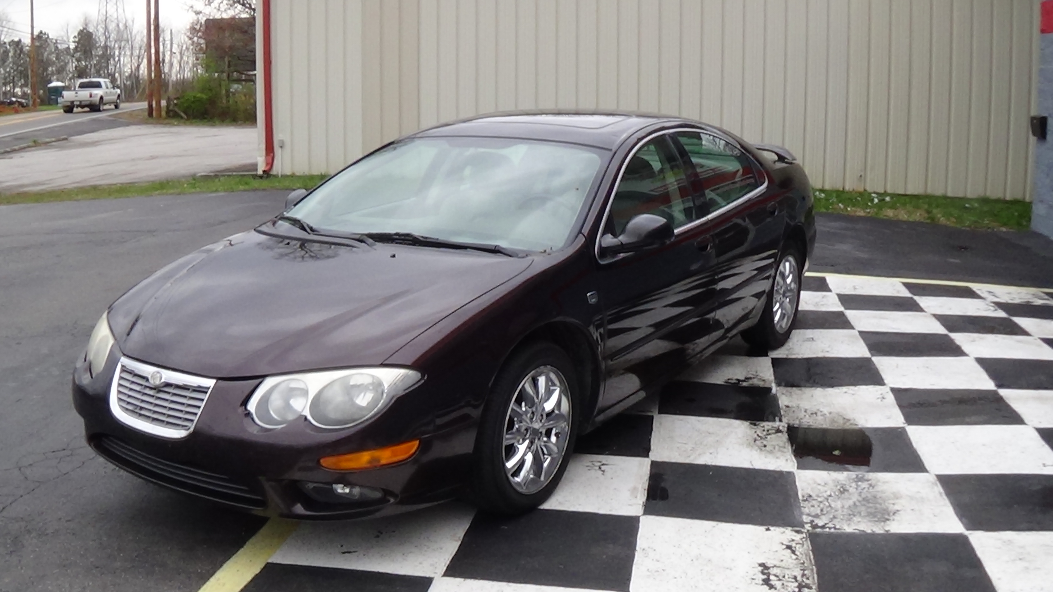 2004 CHRYSLER 300 | BuffysCars.com