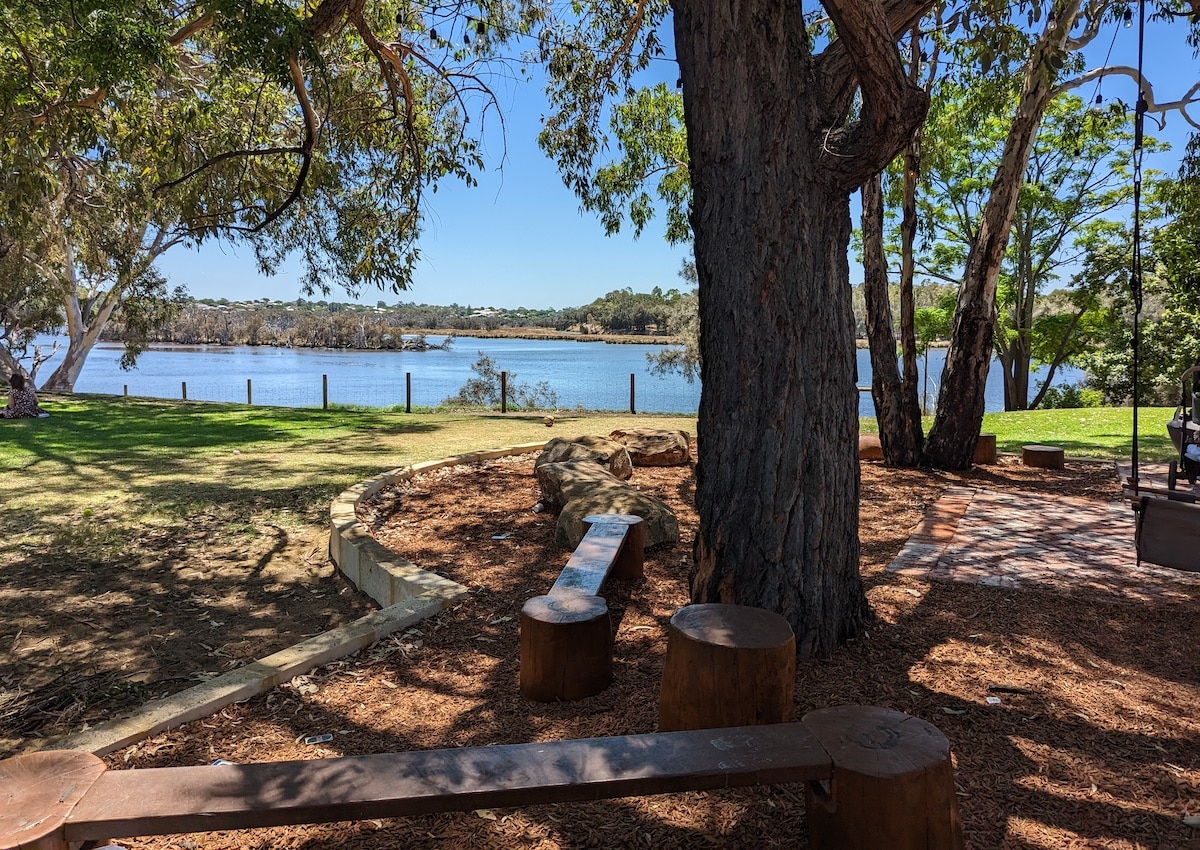 Peninsula Farm Cafe, Maylands Buggybuddys guide to Perth