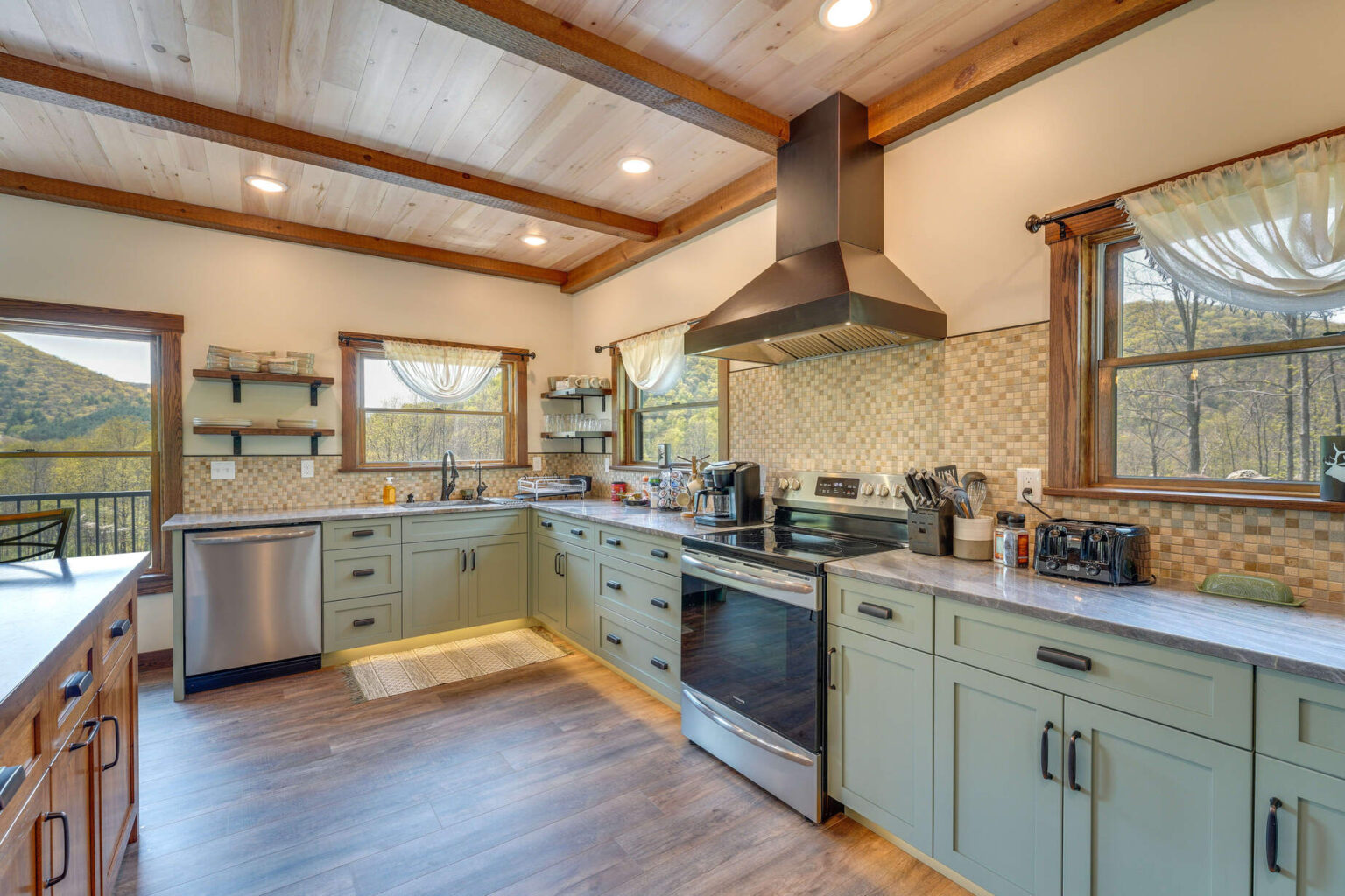 Gallery Bugle Hollow Lodge