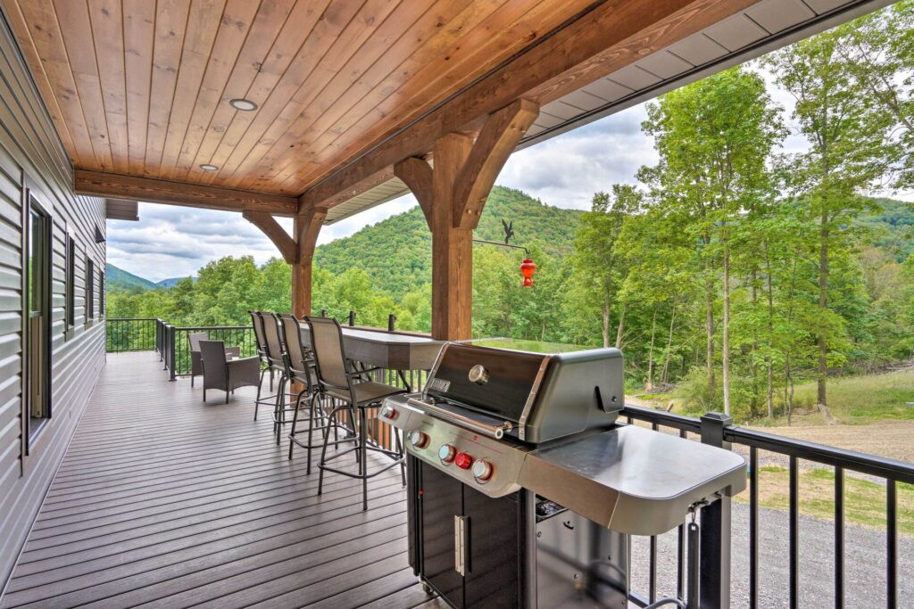 Bugle Hollow Lodge Near Benezette, PA Vacation Rental