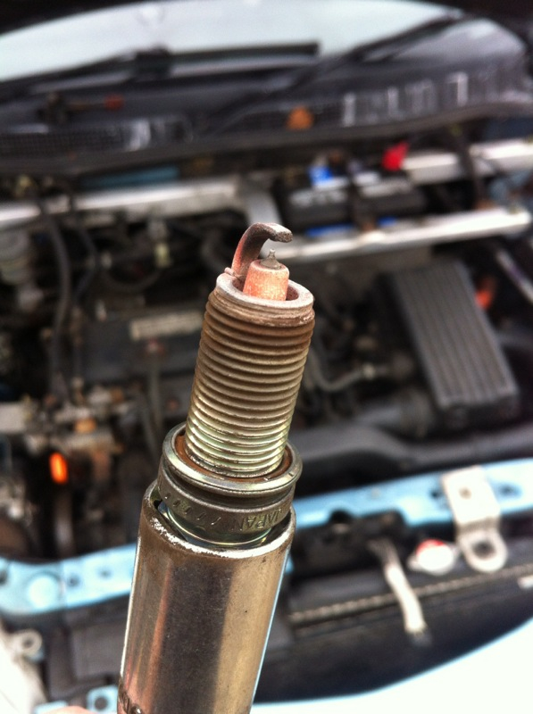 Fitting the wrong index spark plugs Honda Insight Forum