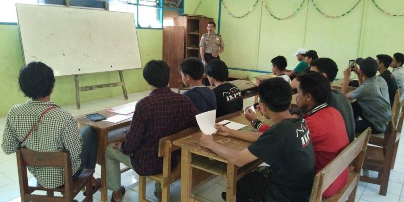 Norma hukum memiliki sifat yang mengatur