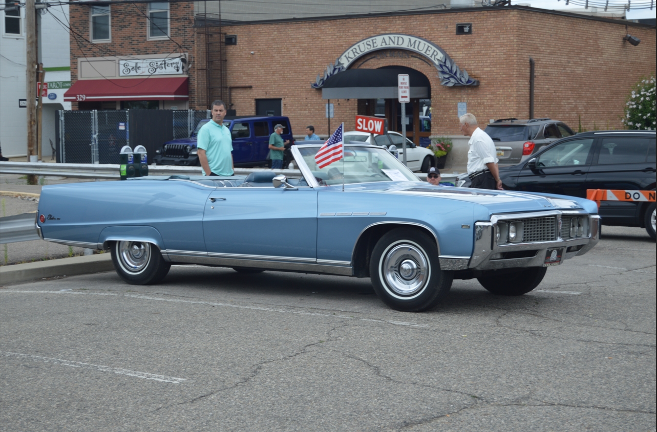 Rockin Rods n Rochester MI Car Show 2022 Buick Turbo Regal