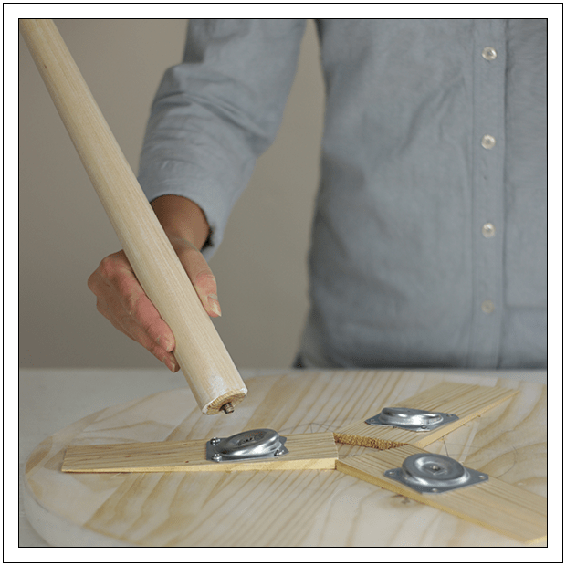 Round Pressboard Table Screw Legs Build a Round Side Table &lsaquo; Build Basic