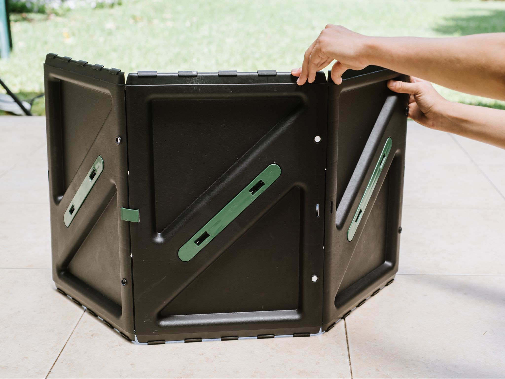 105X1 assembly Miracle Gro composters assembly guide