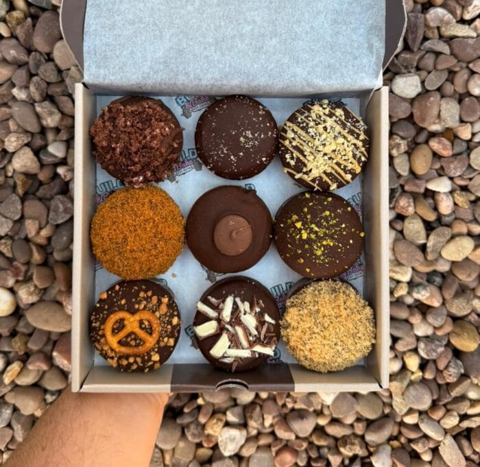 Dark chocolate lovers brownies Build & Bake