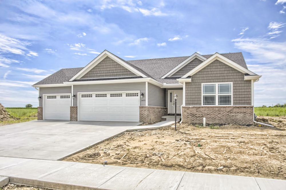 [SOLD] 1405 Winterberry Drive Home Construction Details