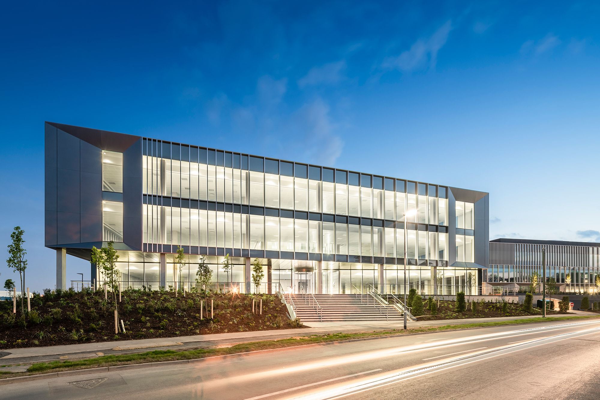 Commercial Builders Cambridge Commercial Building Contractors London