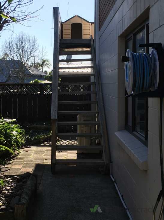 Replace external stairs ( 316634) Builderscrack