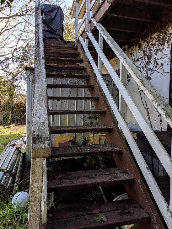 Outdoor stair Treads replacement ( 393101) Builderscrack
