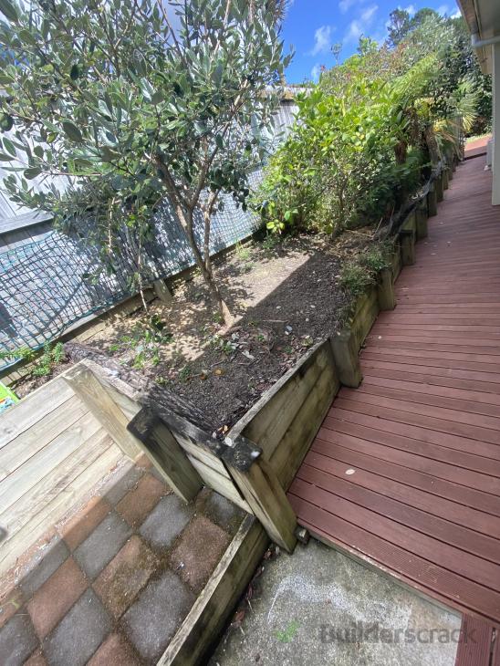 Garden cleaning tidy up ( 586150) Builderscrack