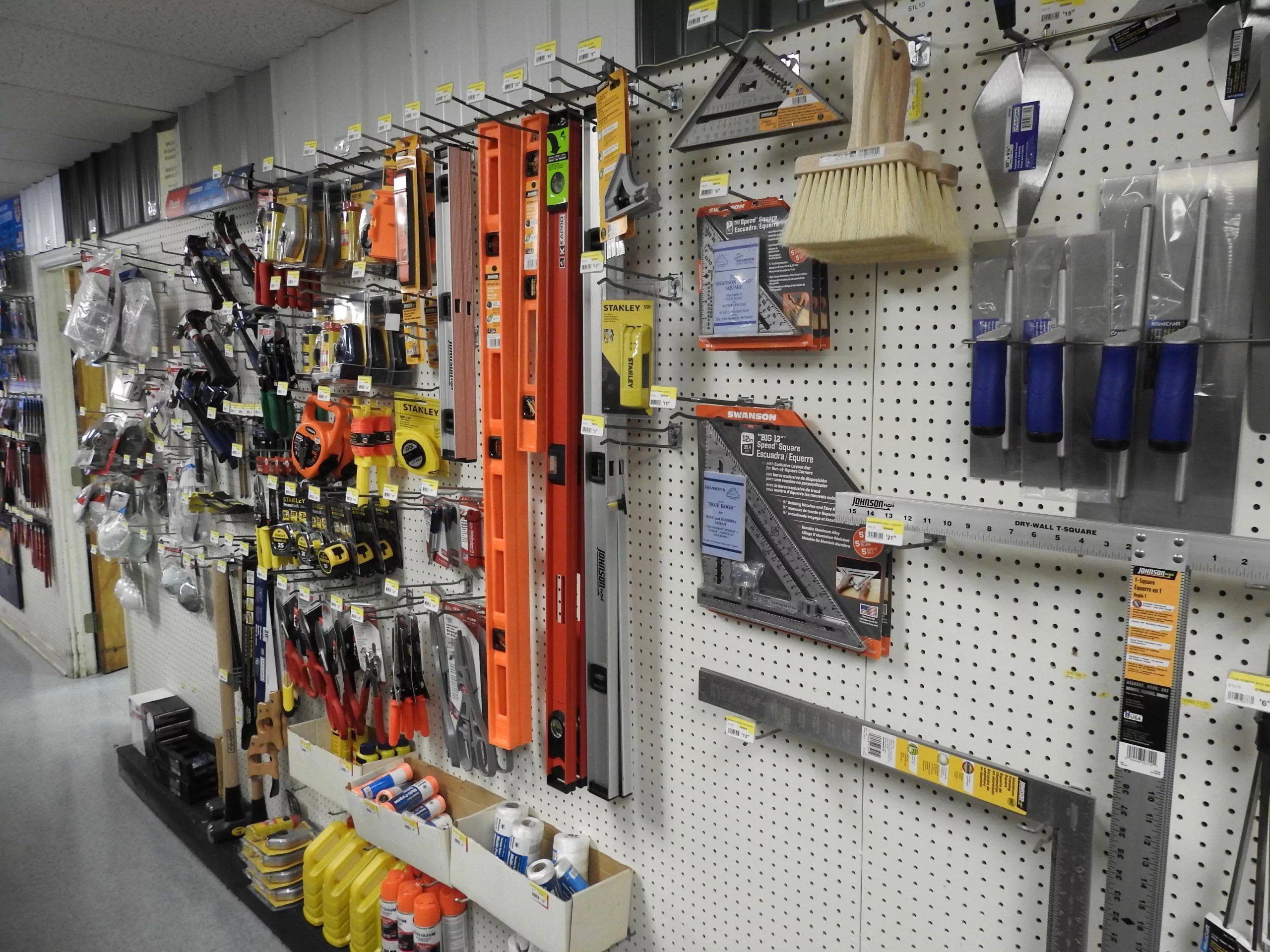 Hardware Builders Discount Center