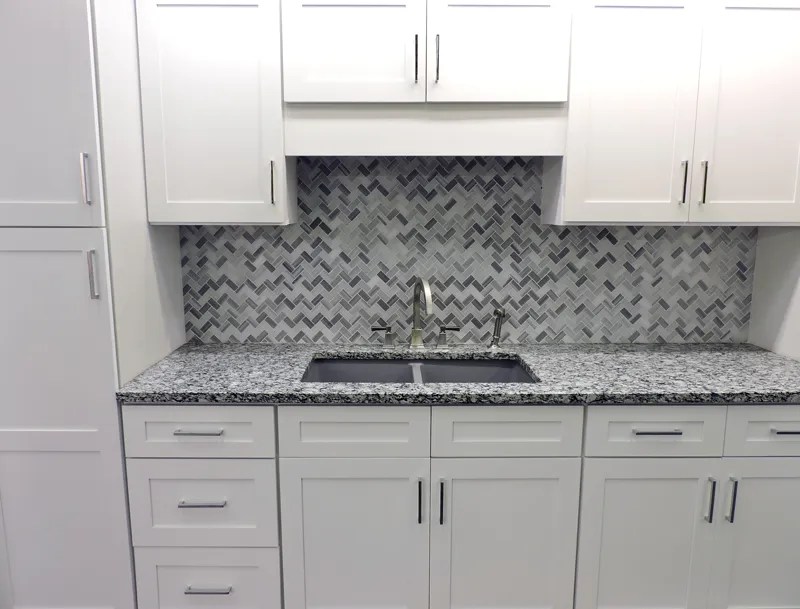 Reasons to Choose These Affordable White Shaker Builders Surplus