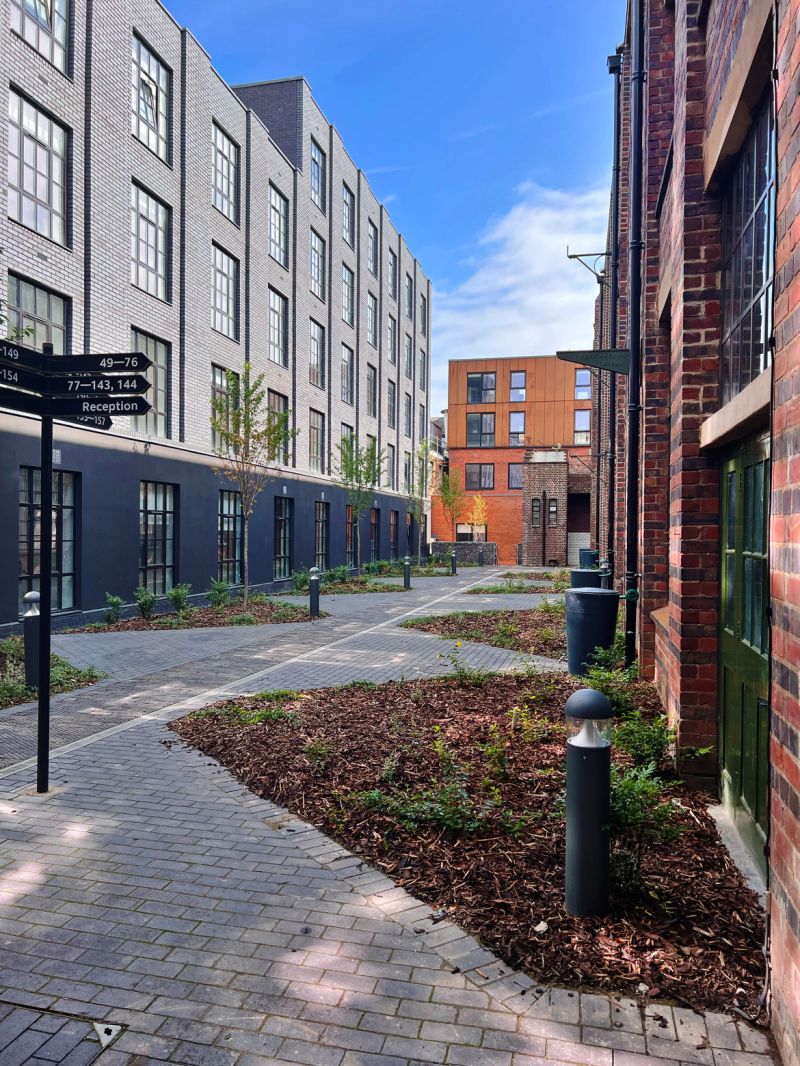 GILDERS YARD Build55