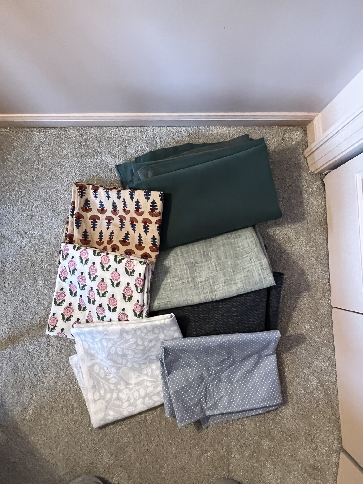 How to Recover a Chair Cushion without Sewing! Building Bluebird