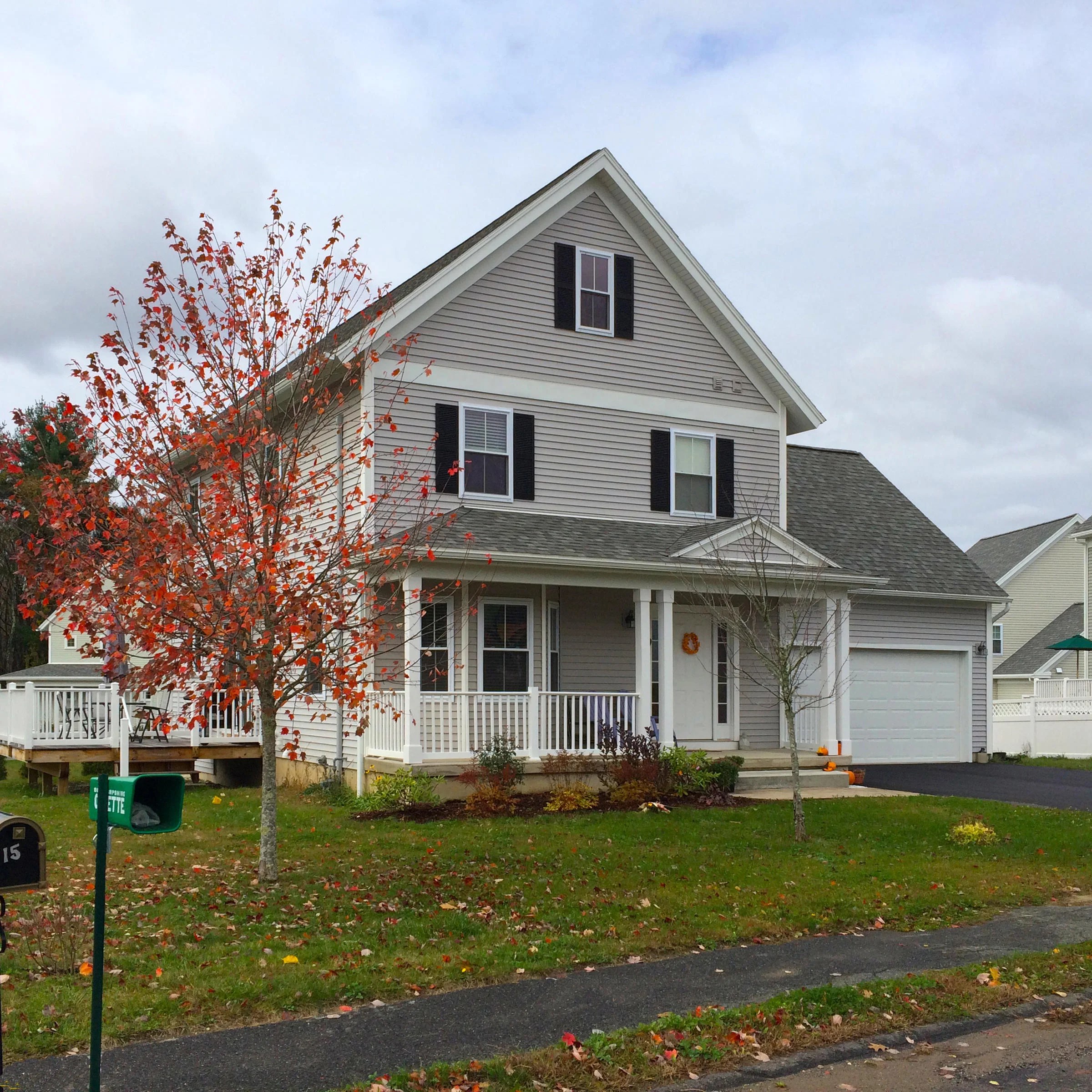 Easthampton Meadow Houses