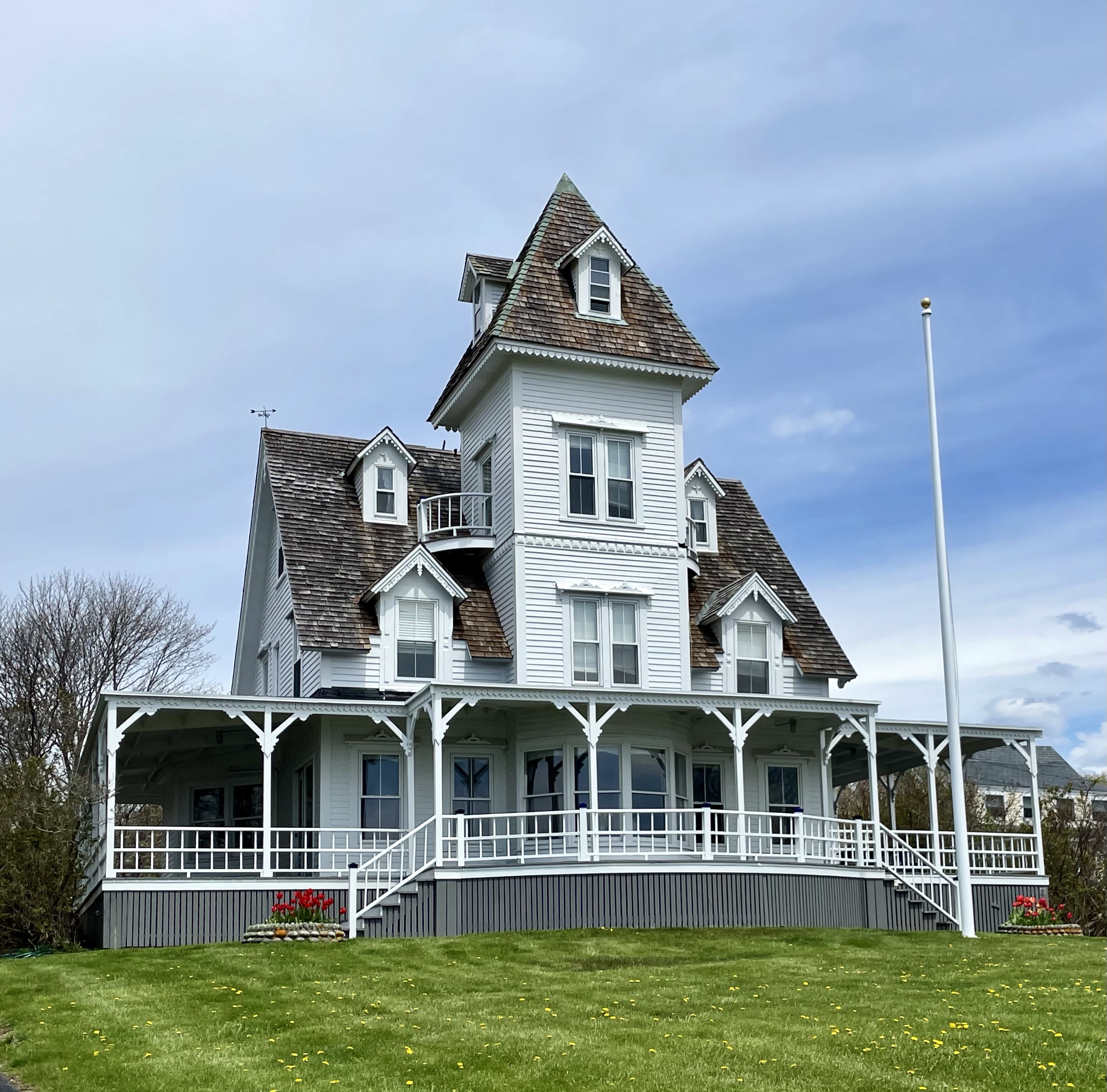 Foss Beach NH Buildings of New England