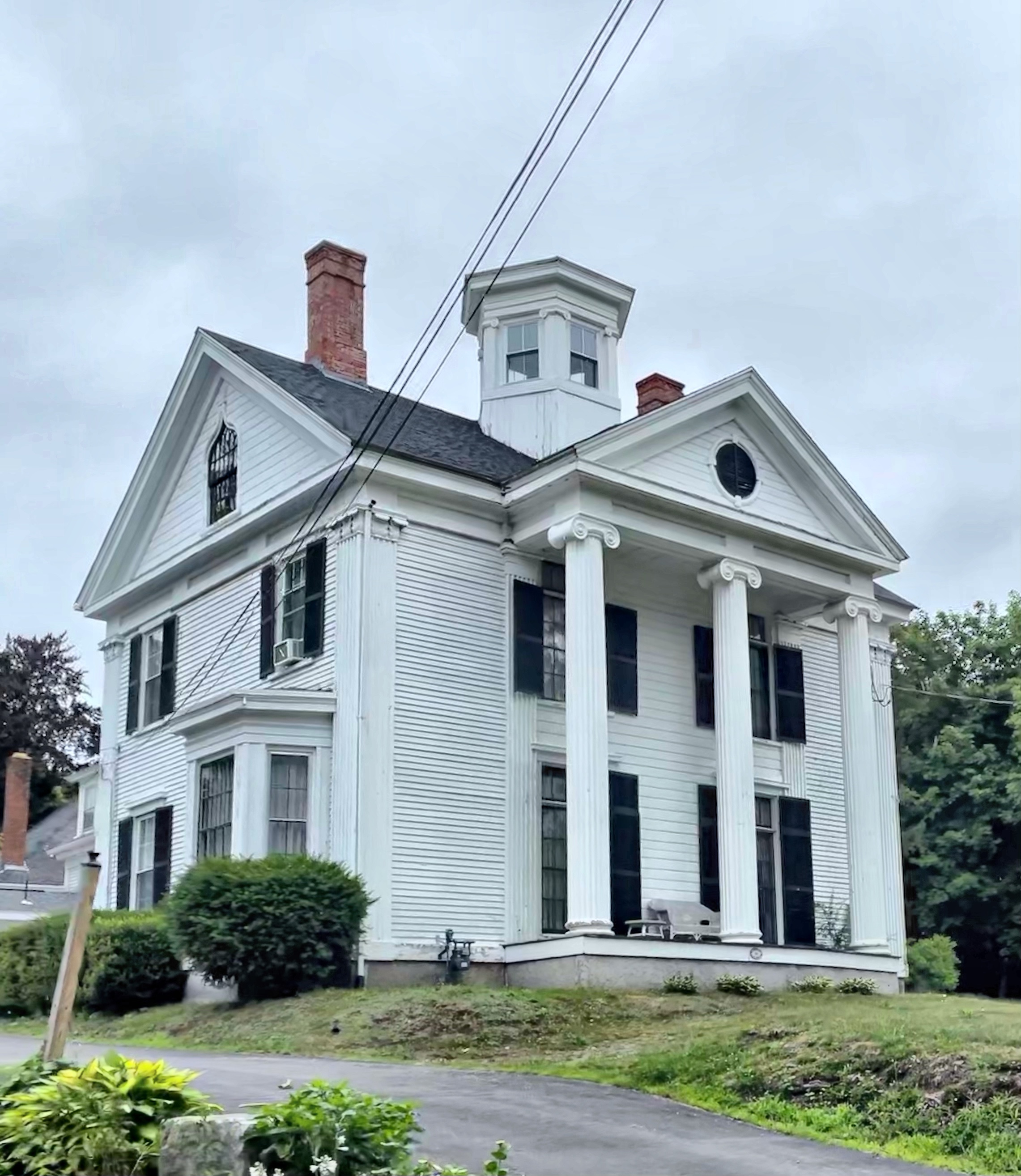 MitchellPatten House // c.1840 Buildings of New England