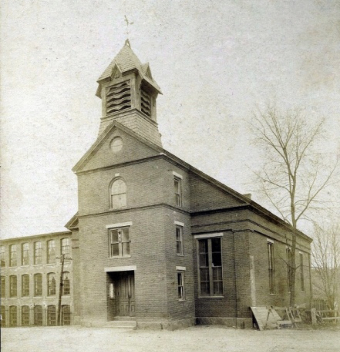 Old Newmarket Town Hall // 18471989 Buildings of New England