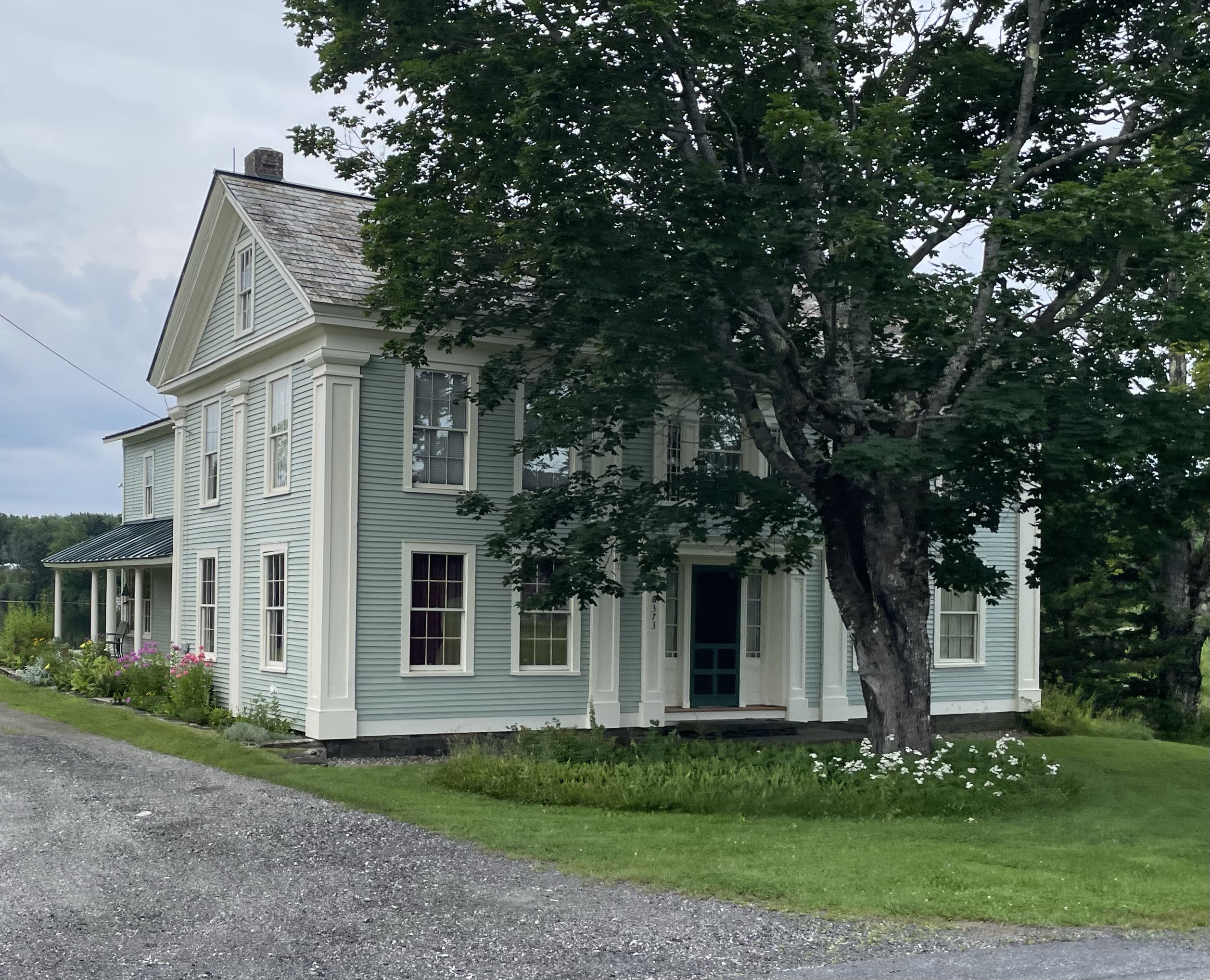 Reuben Winn House // 1840 Buildings of New England
