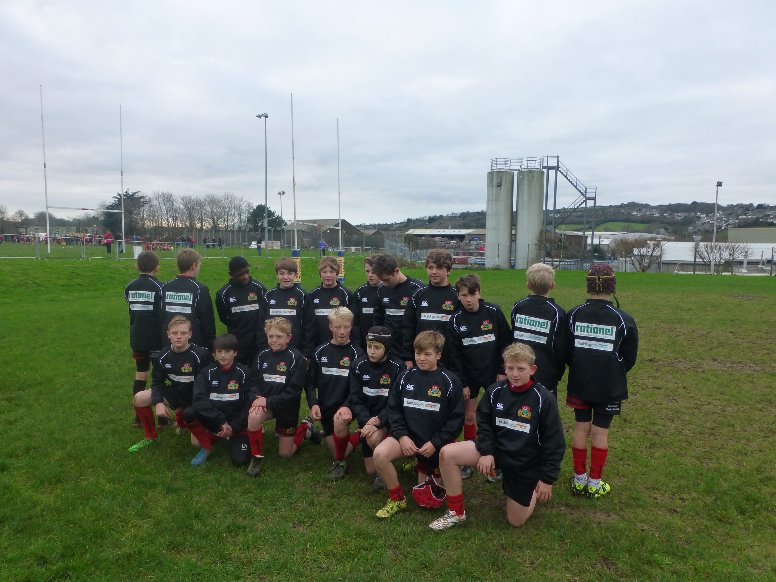 BWF Sponsor Redruth Rugby Club Under 13's Building With Frames