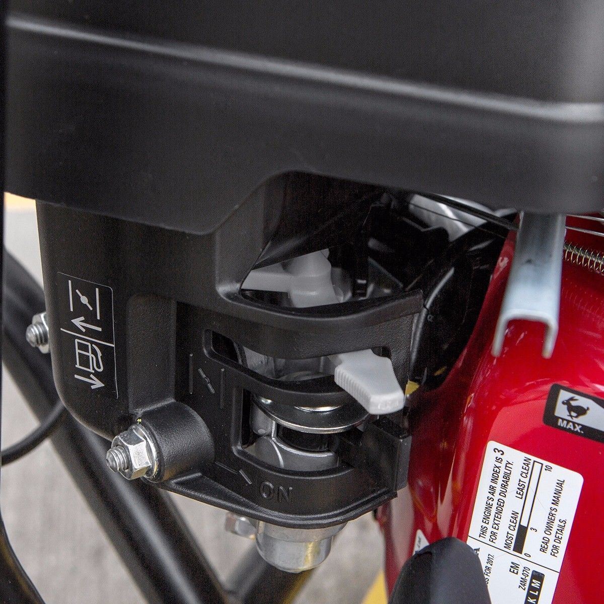 PLATE COMPACTOR ‘honda” GAS 6.5HP W/5 GAL WATER TANK – Build Master Tools