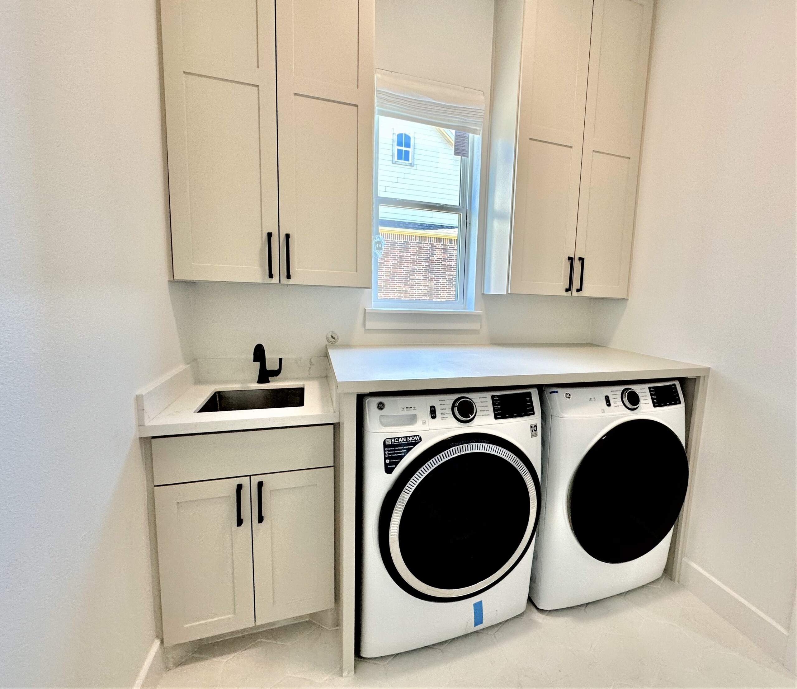 The Bridges, Gunter Build Paragon