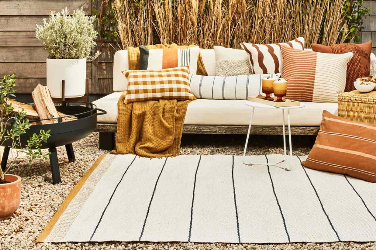 WeatherResistant Outdoor Rugs A MustHave for Your Deck Build To Print