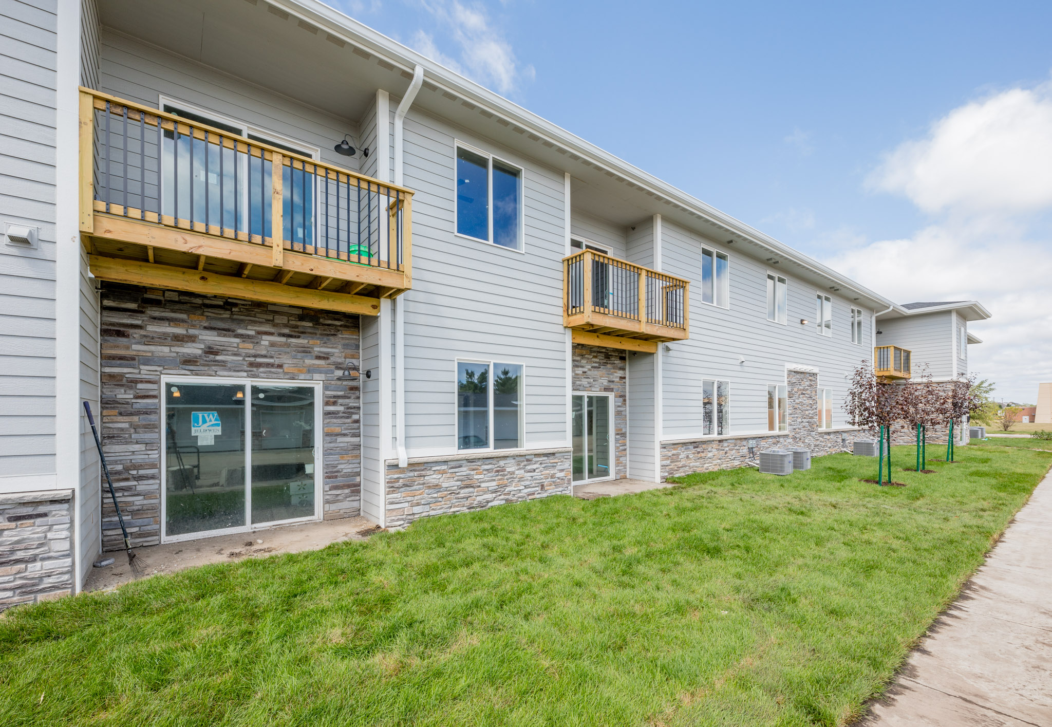 White Oak Apartments Premier Commercial Services