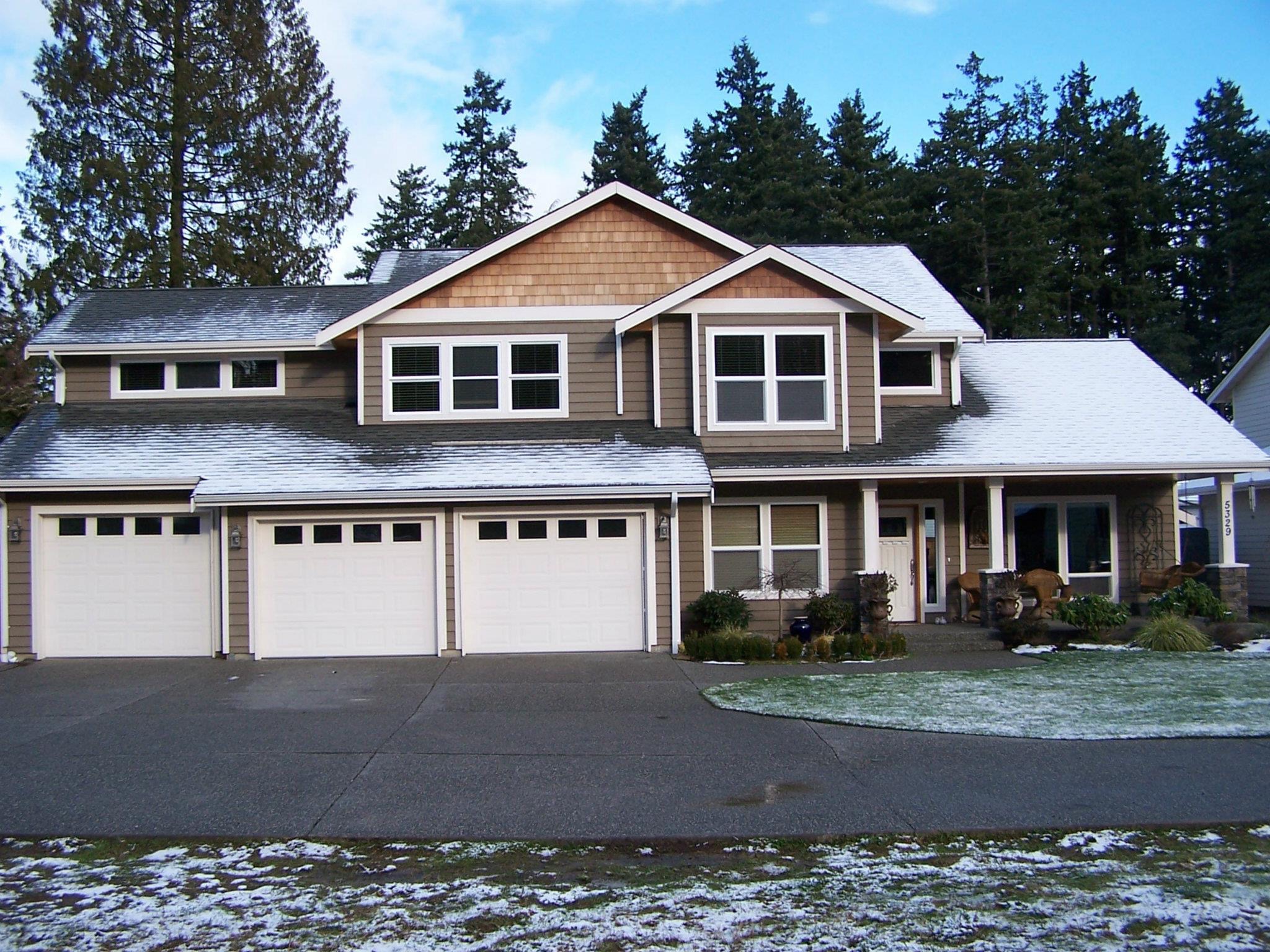 Expert Tips for Choosing a Custom Home Contractor in Edmonds