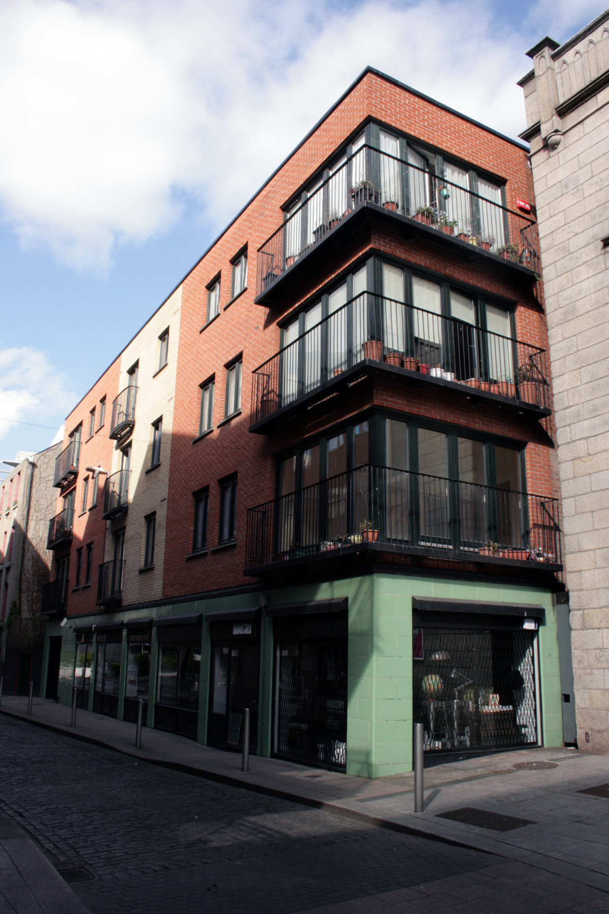 Tiles, Essex Street West, Dublin 8 Built Dublin