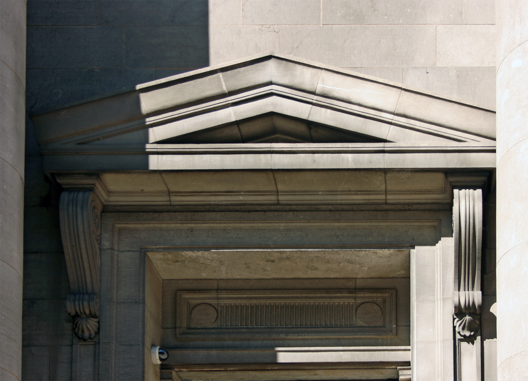 Entrance, Upper Hatch Street, Dublin 2 Built Dublin